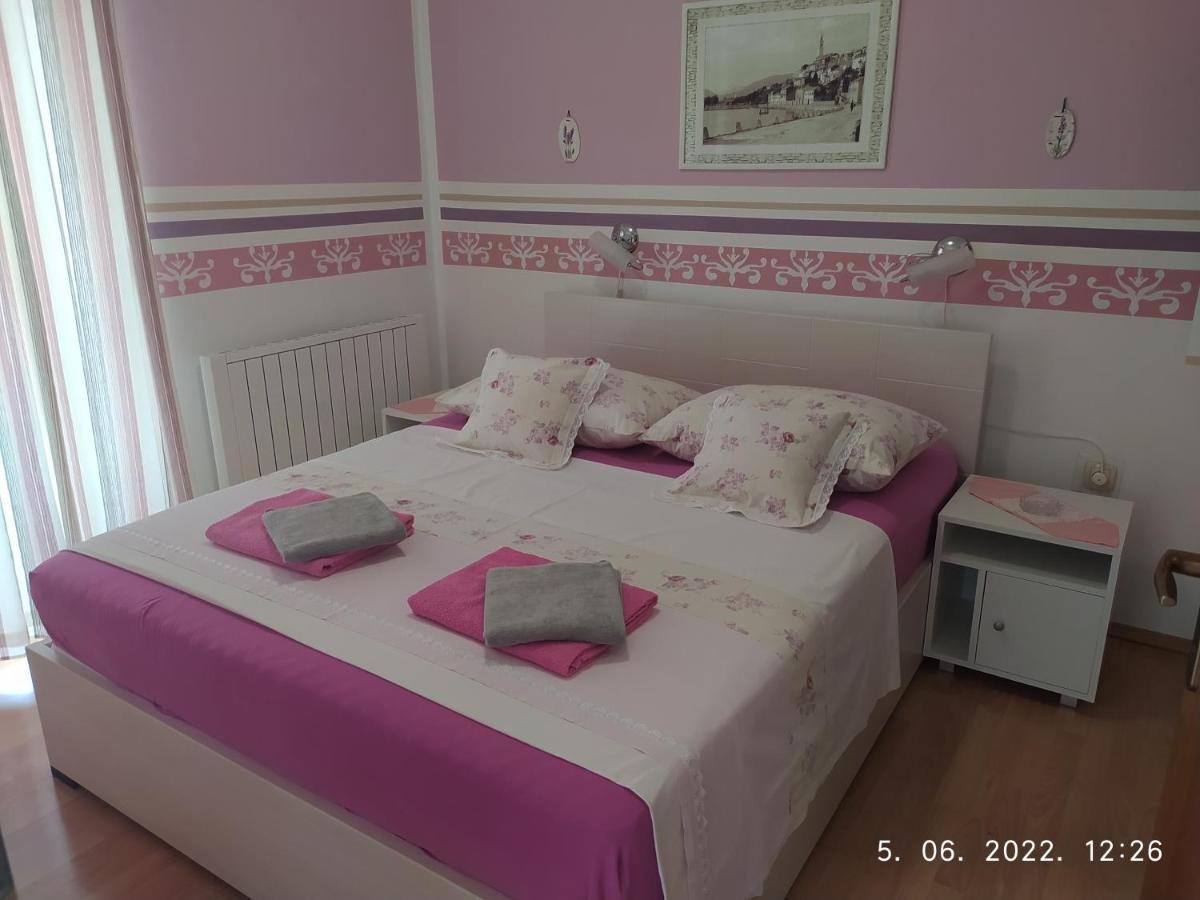 Apartment Sara โนวีวีโนดอลสกี ภายนอก รูปภาพ