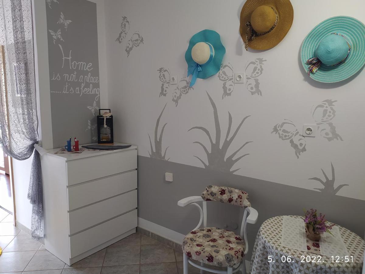 Apartment Sara โนวีวีโนดอลสกี ภายนอก รูปภาพ