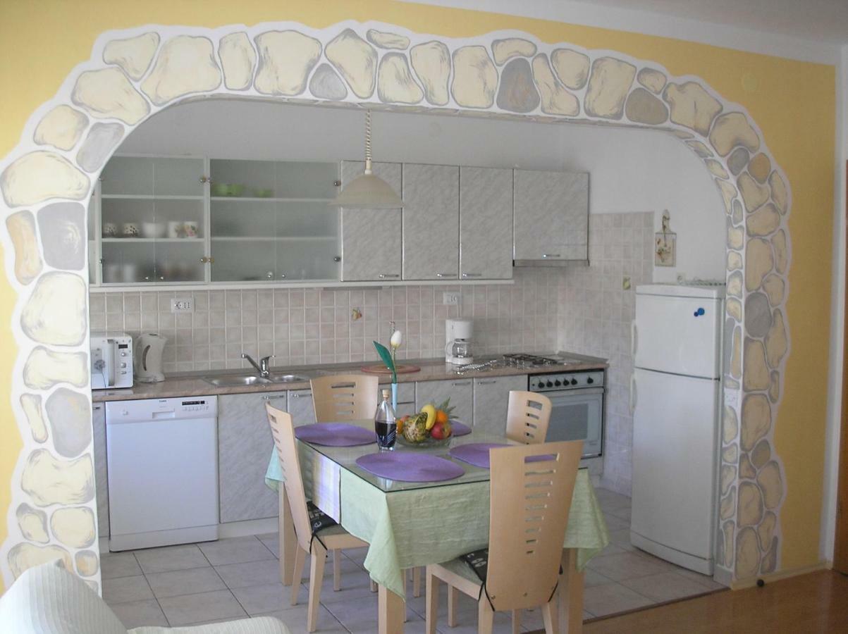 Apartment Sara โนวีวีโนดอลสกี ภายนอก รูปภาพ