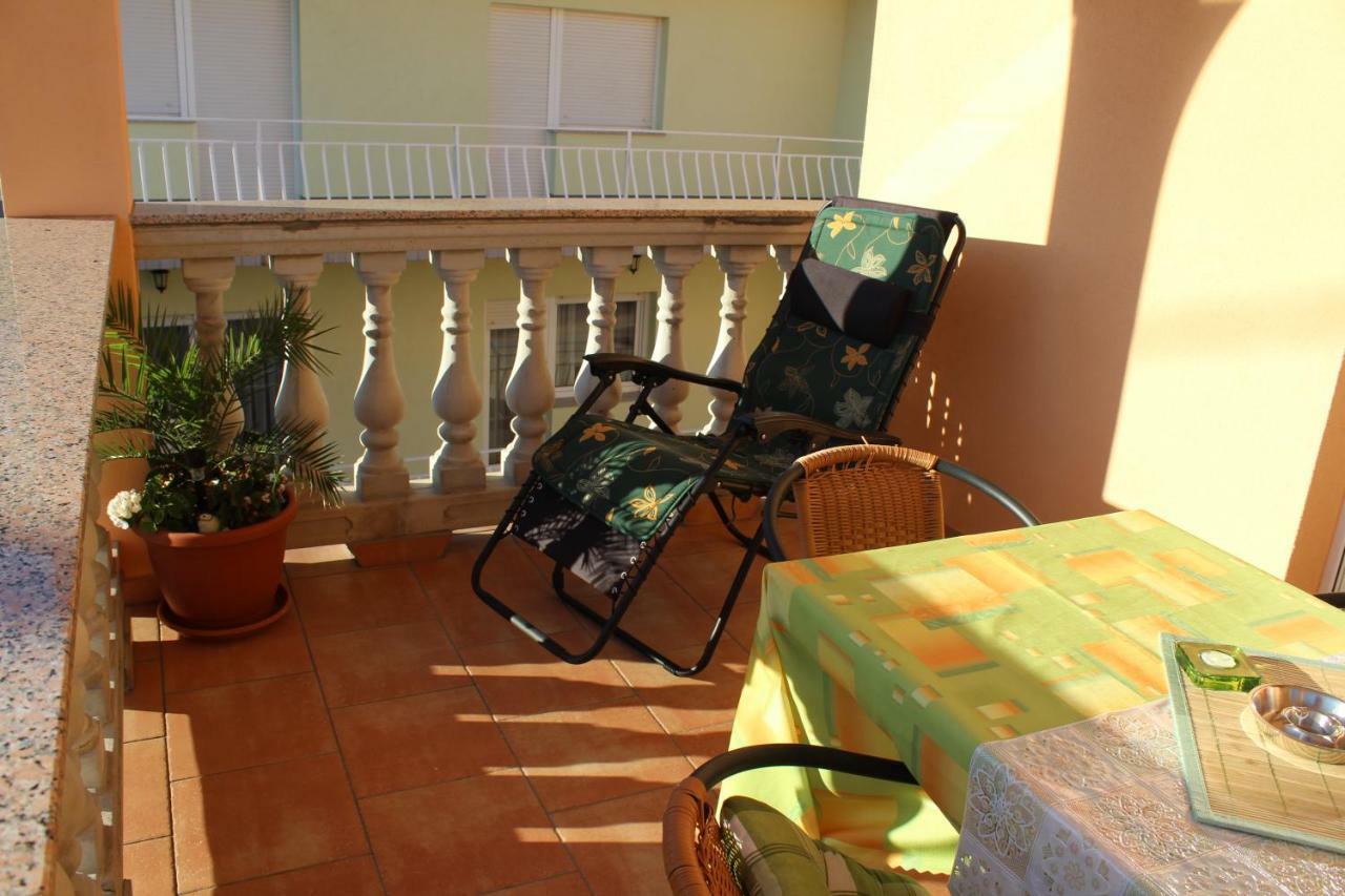 Apartment Sara โนวีวีโนดอลสกี ภายนอก รูปภาพ